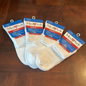 Set of 4 Med Peds Diabetes Coolmax Loose Fit White Turn Cuff Socks